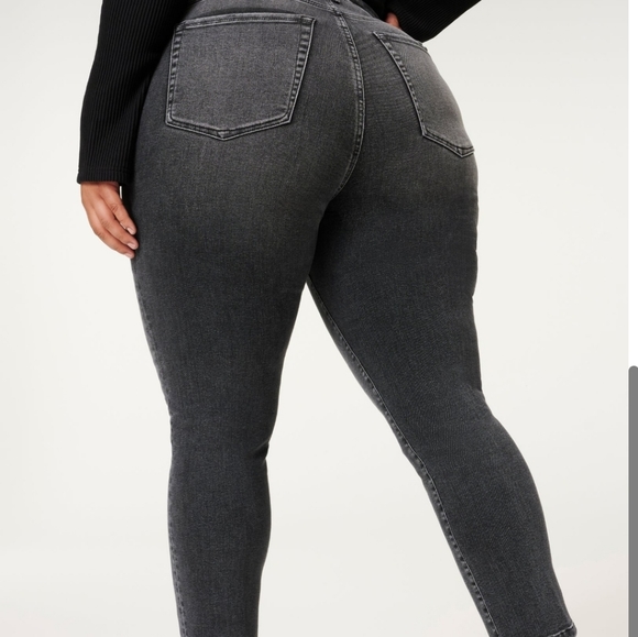 Good American Good Waist Always Fits Skinny Jeans Size 28-32 - Picture 3 of 9